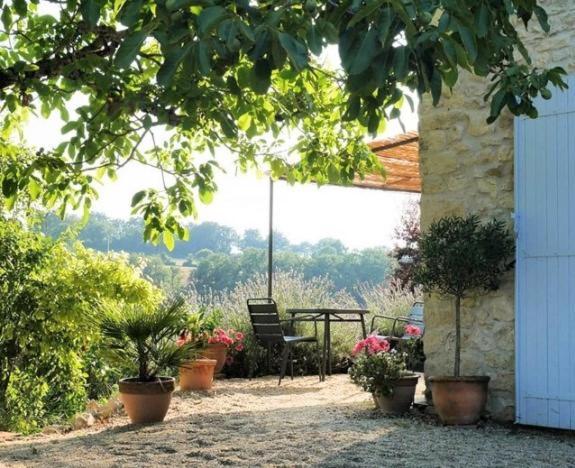 La Bastide Bed and Breakfast Lamillarié Exteriör bild