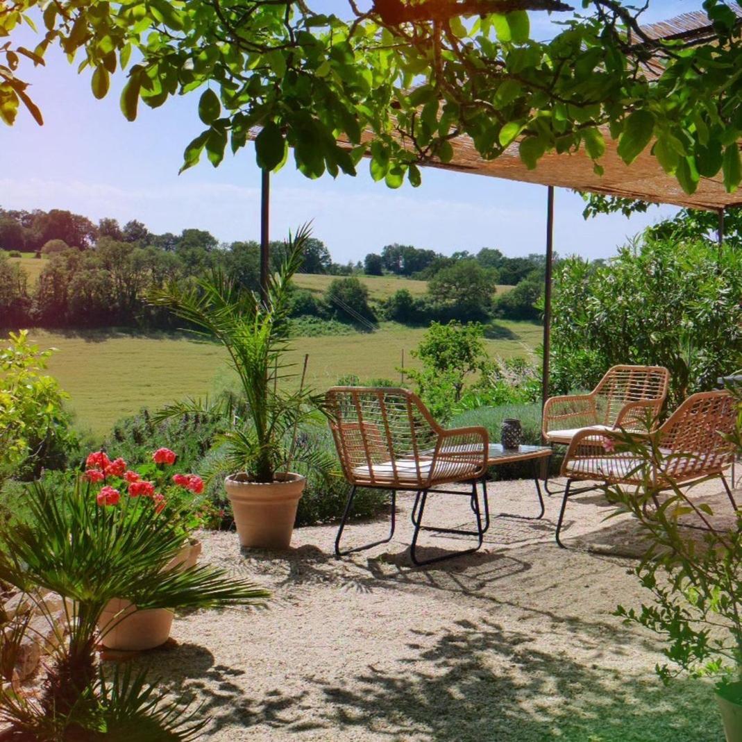 La Bastide Bed and Breakfast Lamillarié Exteriör bild