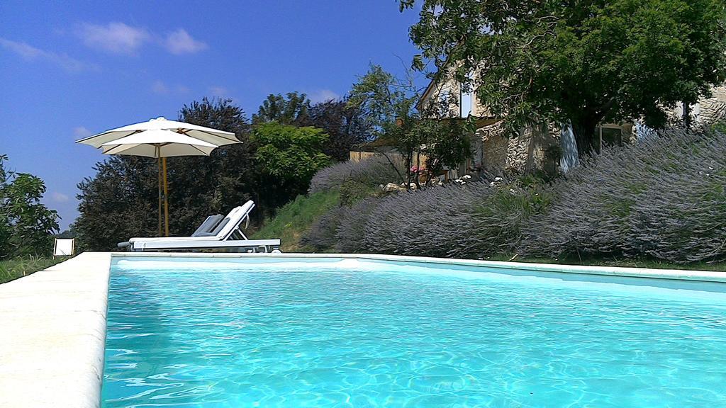 La Bastide Bed and Breakfast Lamillarié Exteriör bild